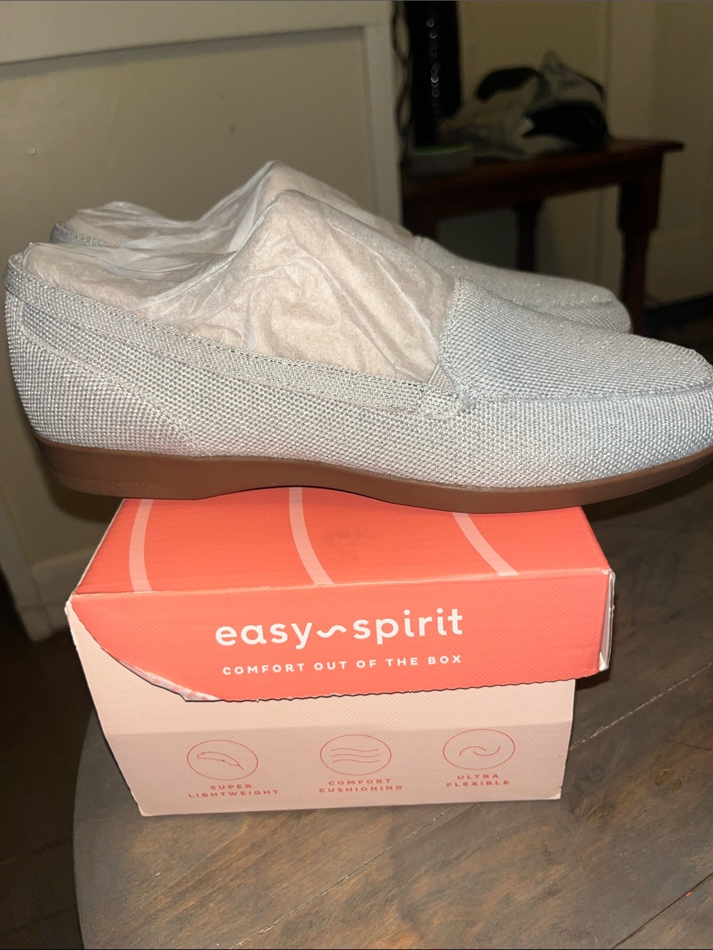 Easy Spirit Light Gray Casual Slip-On Loafers